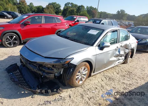 2025 Toyota Camry Xse/Xle/Le/Se из США, поврежденный, VIN 4T1DAACK2SU199335